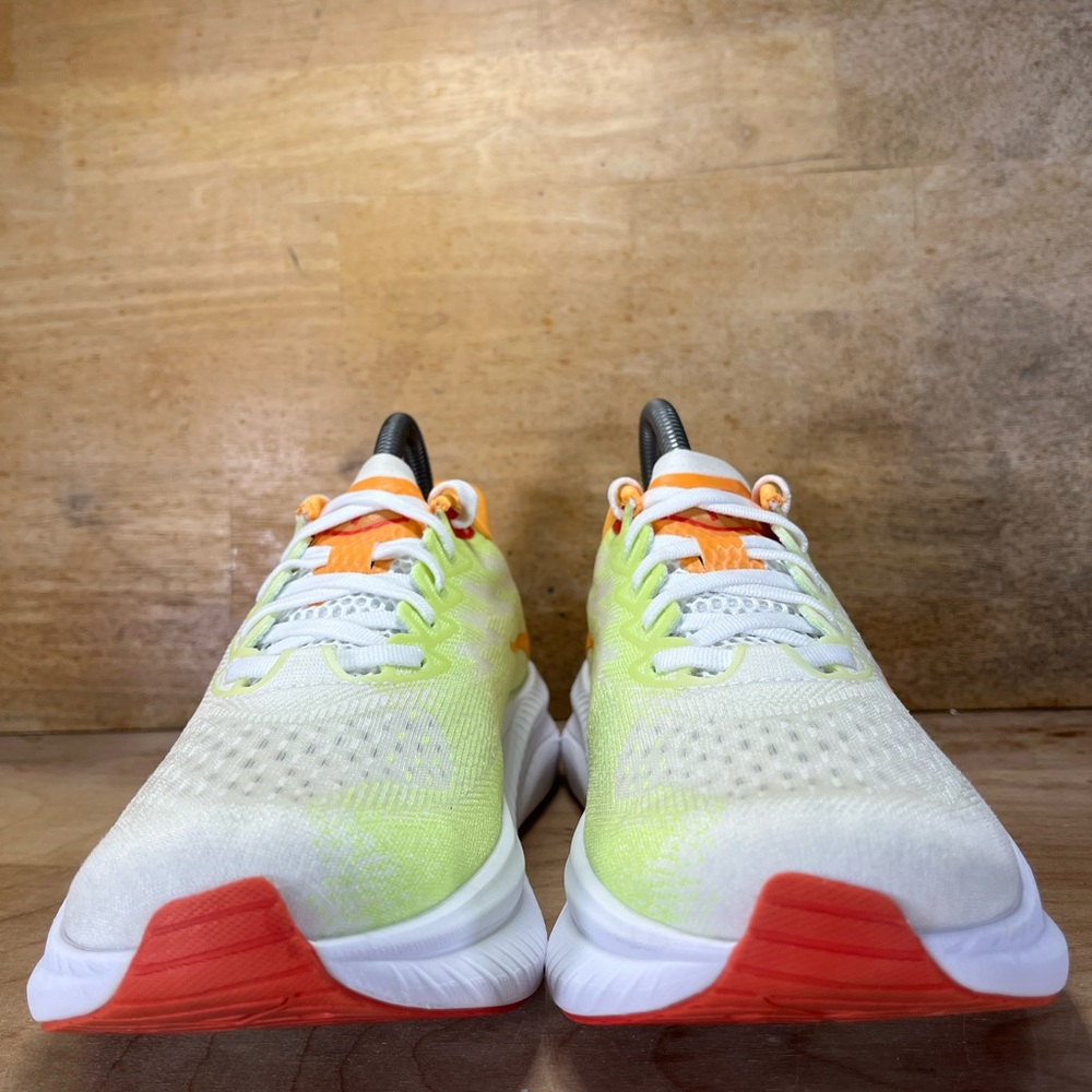 Hoka One One Mach 6 LIGHTWEIGHT Womens Sz 8 Running Shoes Sneakers White Lettuce - Picture 2 of 12